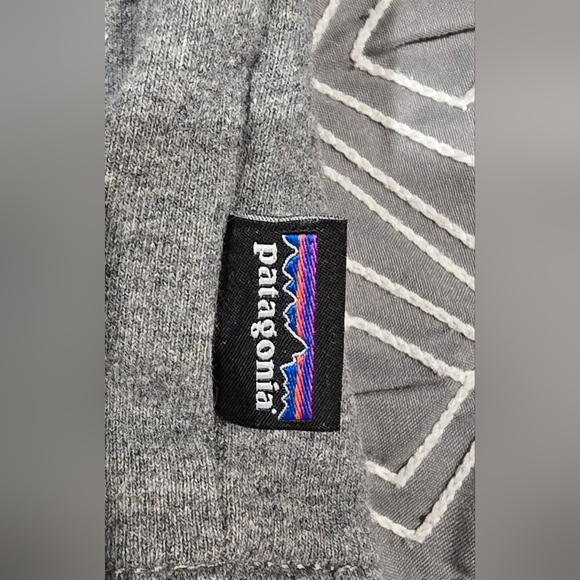 Patagonia Ridge Logo Uprisal Hoody Size Medium - Picture 5 of 8